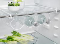 Electrolux M4RHBH02 Drk lahv do chladniky 3 lahve / 6 plechovek univerzln
