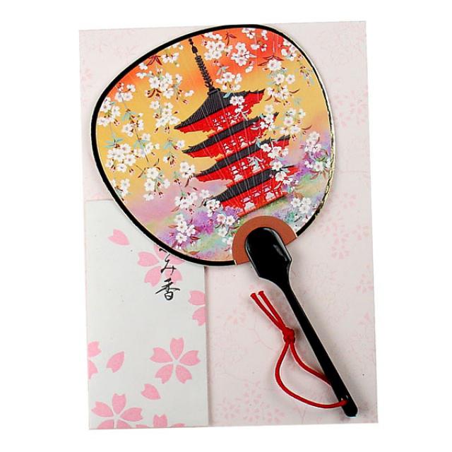 Fotografie Parfémovaná japonská pohlednice Vějíř Červená pagoda