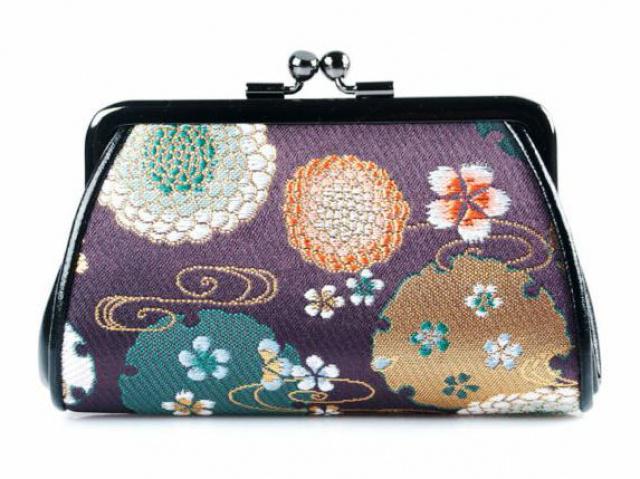 Japonská dámská peněženka Nishijin Lila Flowers III