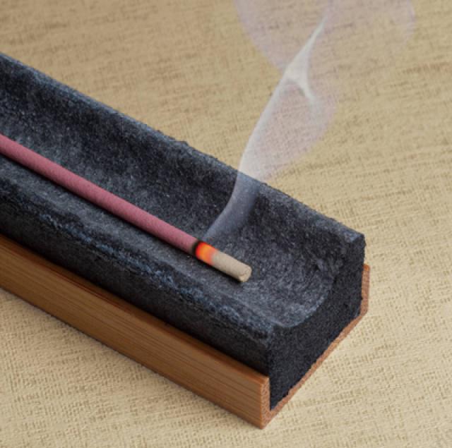 Japonský luxusní XL držák na vonné tyčinky Takuba