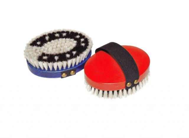 Kartáč na koně KELLER Body Brush 409 11 53